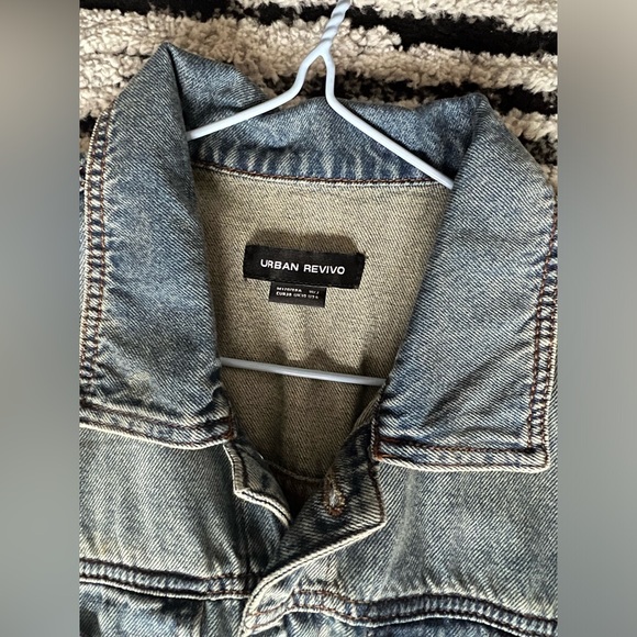 Urban Revivo Split hem sleeveless denim dress - Picture 6 of 7